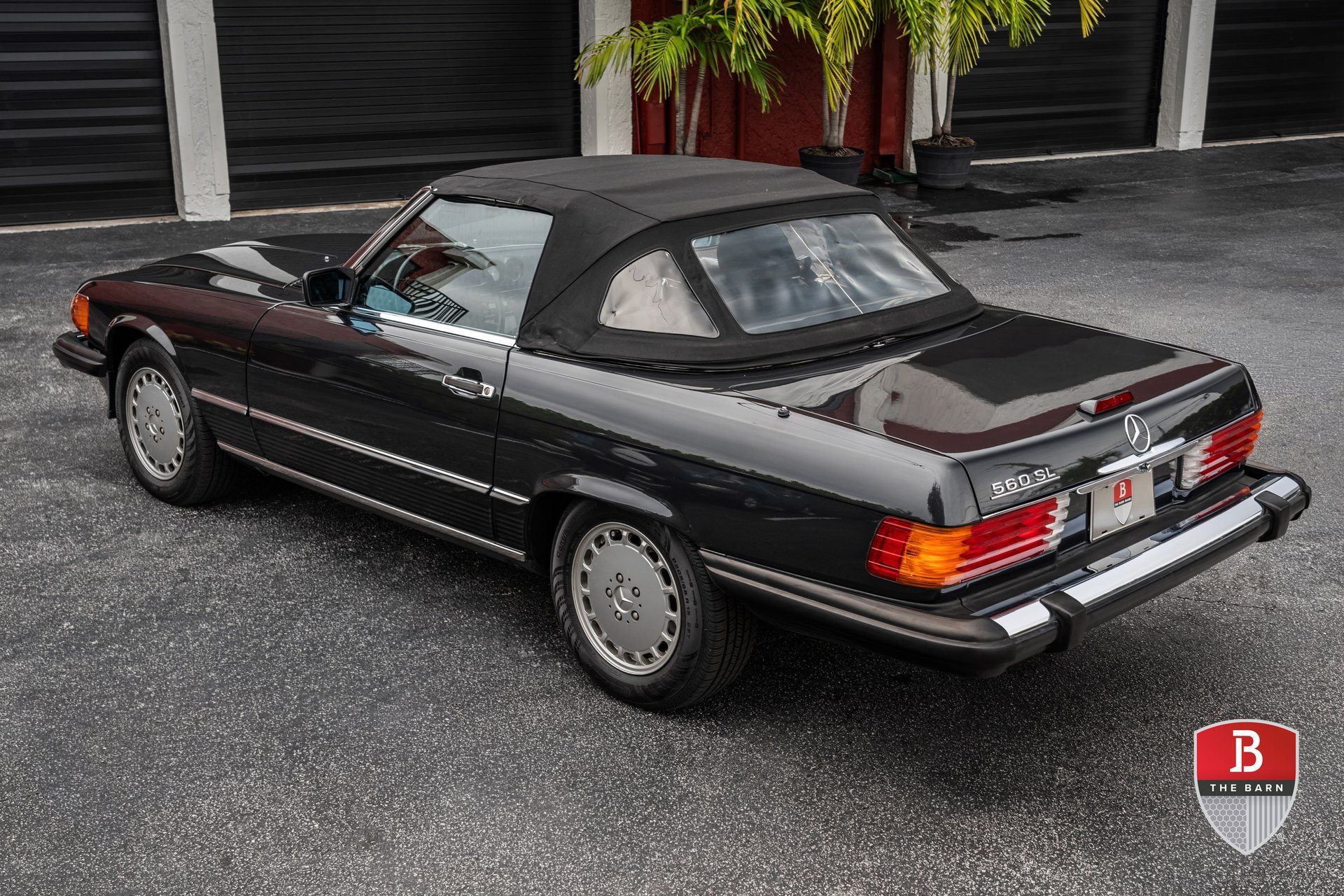 Used 1989 Mercedes-Benz 560 SL image 10
