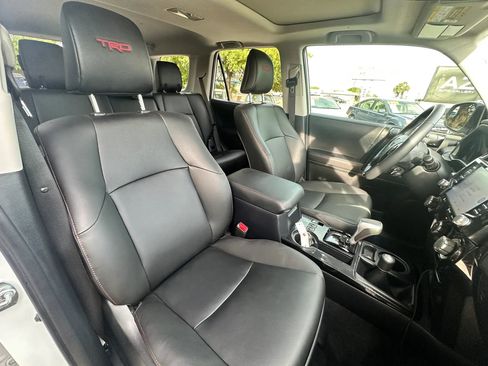 Used 2024 Toyota 4Runner TRD Off-Road Premium w/ Moonroof Package image 28