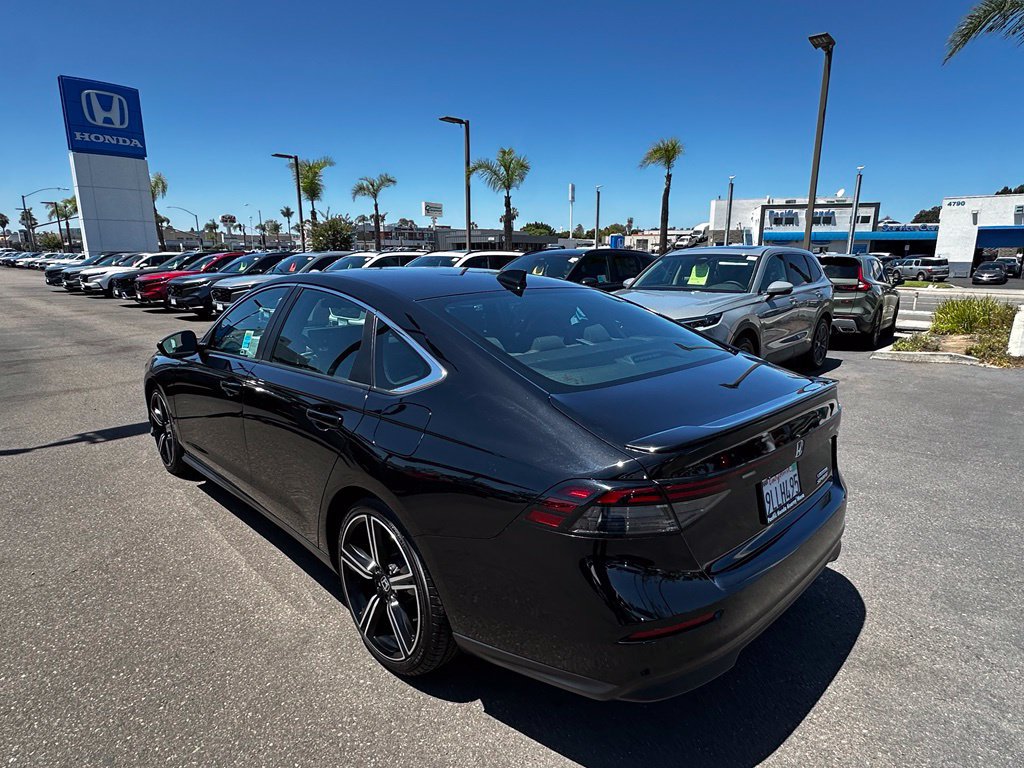 Used 2024 Honda Accord Sport image 6