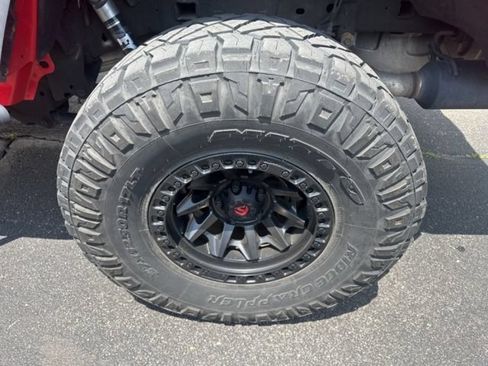 Used 2020 Jeep Gladiator Sport w/ Quick Order Package 24S AWD/4WD image 22