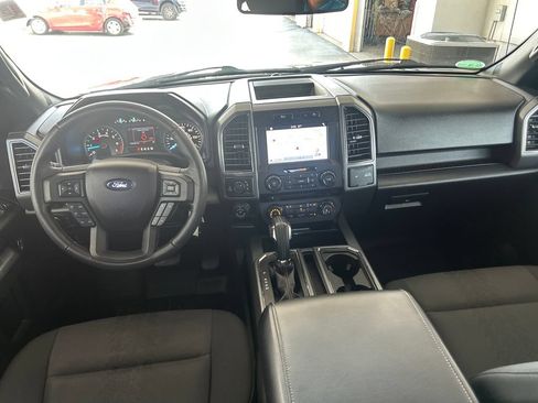 Used 2018 Ford F150 XLT w/ Equipment Group 302A Luxury AWD/4WD image 15