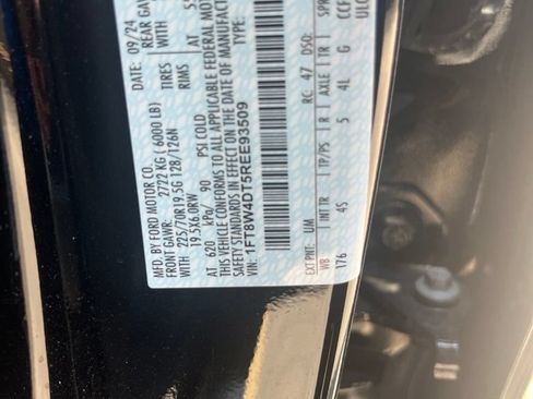 Used 2024 Ford F450 XL w/ 360-Degree Camera Package AWD/4WD image 3