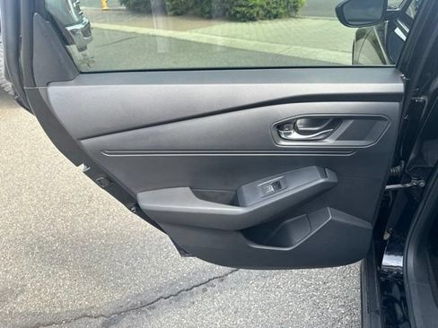 Used 2023 Honda Accord EX image 13