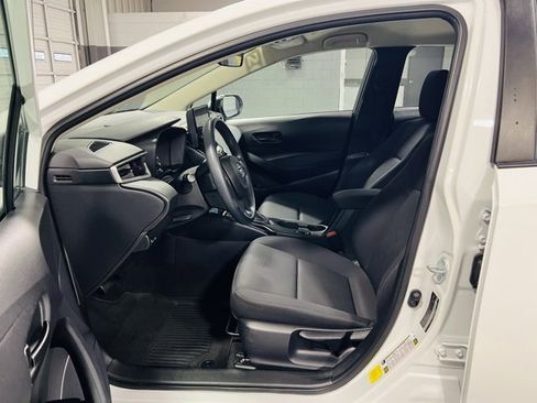 Used 2023 Toyota Corolla LE image 20