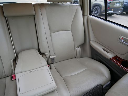 Used 2007 Toyota Highlander Limited AWD/4WD image 12