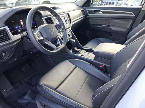 Used 2023 Volkswagen Atlas SE FWD image 13