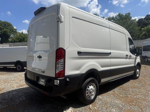 Used 2024 Ford Transit 250 148 Medium Roof Extended AWD image 2