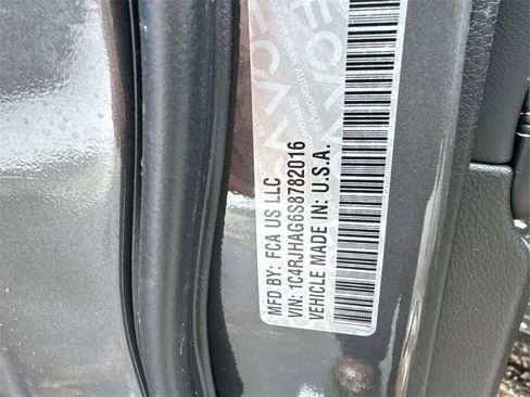 New 2025 Jeep Grand Cherokee Laredo w/ Luxury Tech Group I image 15