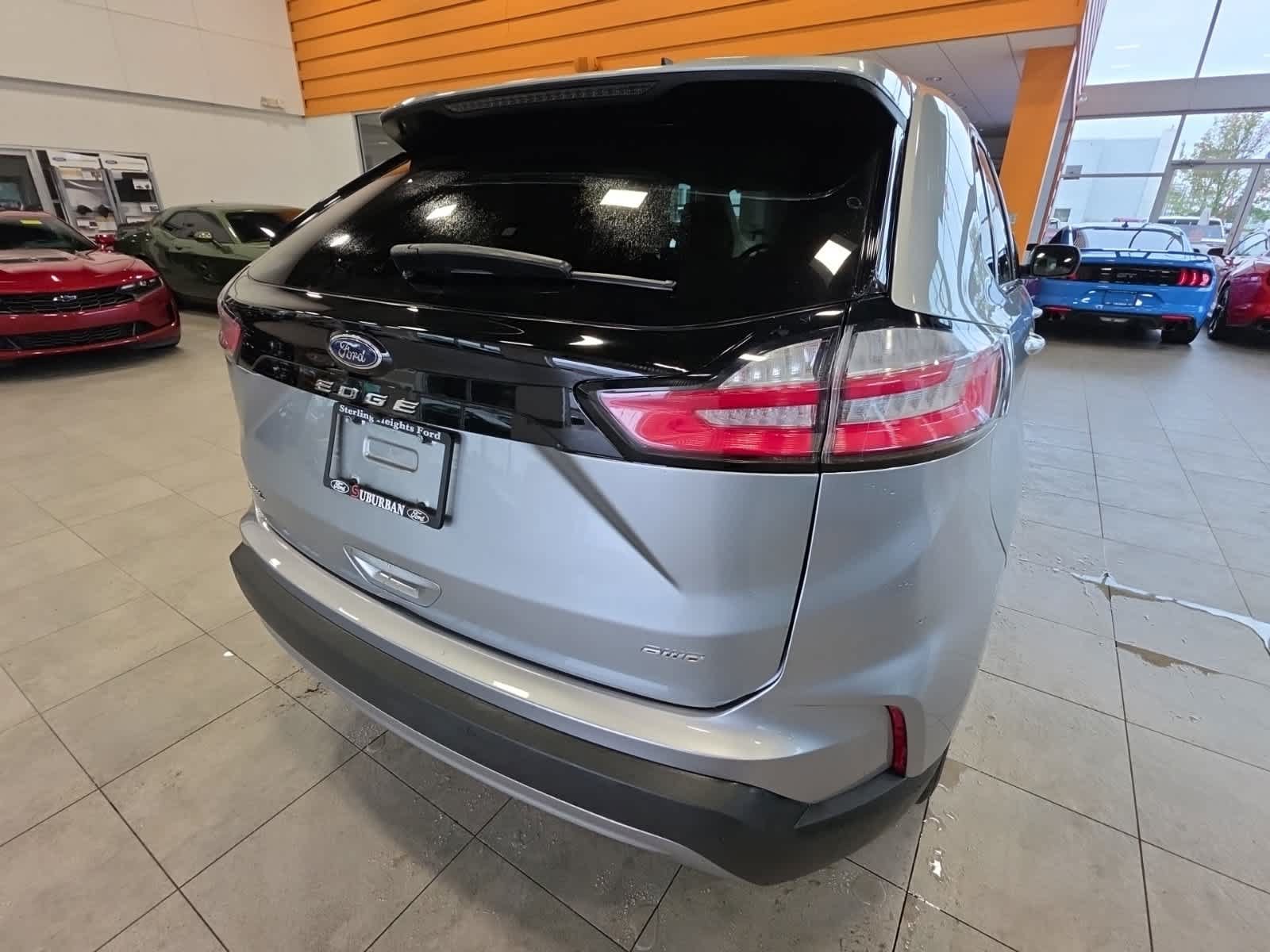 Used 2024 Ford Edge SEL w/ Convenience Package AWD/4WD image 8