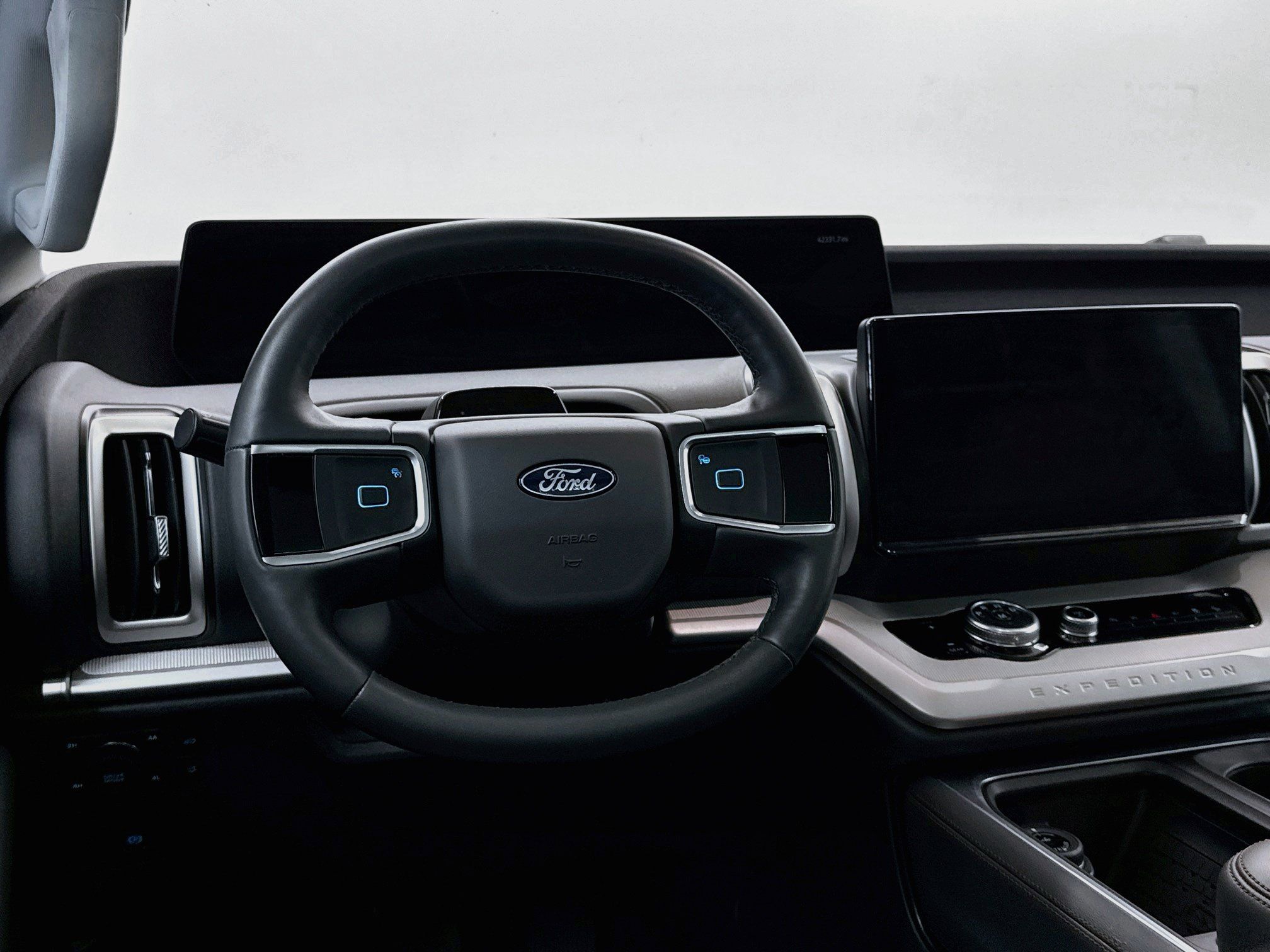 Used 2025 Ford Expedition Active AWD/4WD image 18