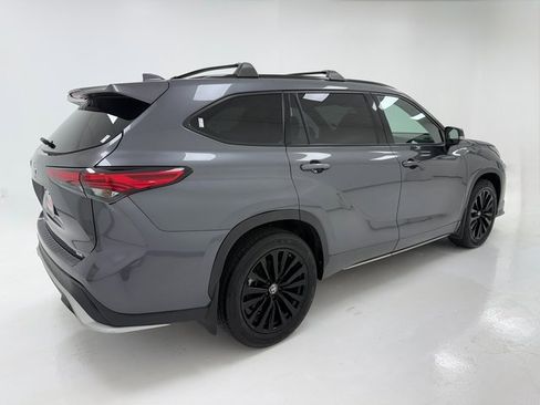 Used 2023 Toyota Highlander XSE image 41
