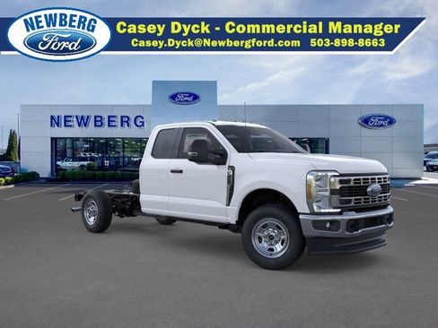 New 2026 Ford F350 XL w/ XL Chrome Package AWD/4WD image 1