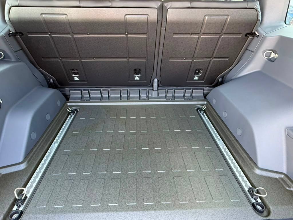 New 2026 INEOS Grenadier Station Wagon AWD/4WD image 6