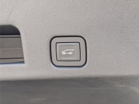 Used 2024 Chevrolet Traverse RS w/ LPO, Floor Liner Package image 16