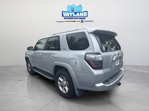 Used 2014 Toyota 4Runner SR5 RWD image 6