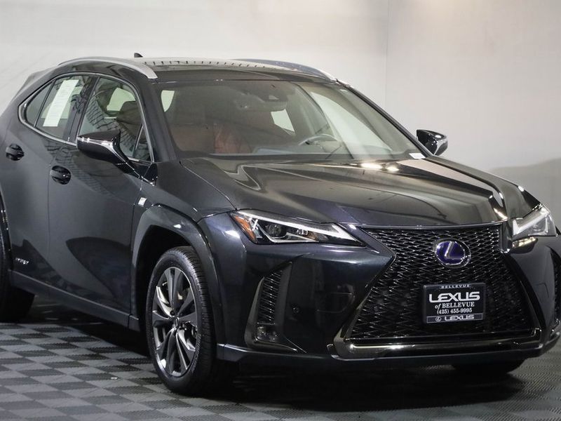 Certified 2022 Lexus UX 250h F Sport image 1