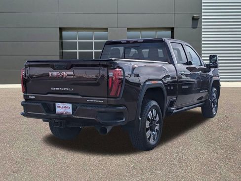 Certified 2024 GMC Sierra 2500 Denali w/ Denali Reserve Package image 5