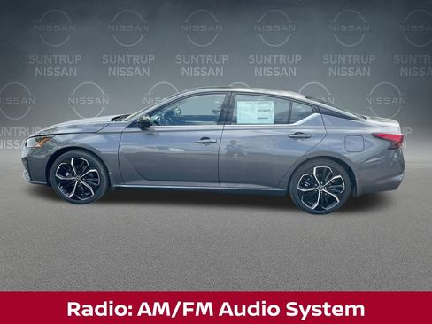 New 2025 Nissan Altima 2.5 SR w/ SR Premium Package image 12