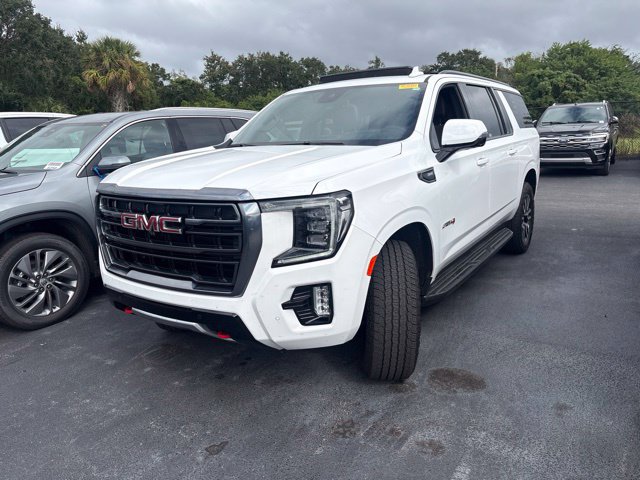 Used 2024 GMC Yukon XL AT4 w/ Technology Package AWD/4WD image 1