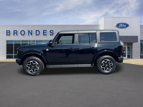 Used 2025 Ford Bronco Outer Banks AWD/4WD image 1