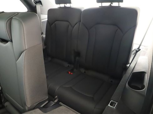 Used 2025 Audi Q7 3.0T Premium Plus image 29