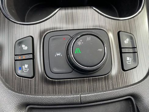 Used 2023 GMC Acadia SLT w/ Preferred Package FWD image 25