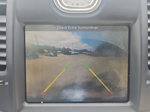 Used 2017 Chrysler 300 Limited w/ Driver Convenience Group image 14