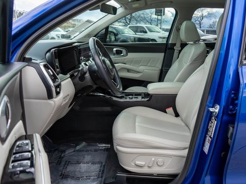 Used 2023 Kia Sorento SX image 11