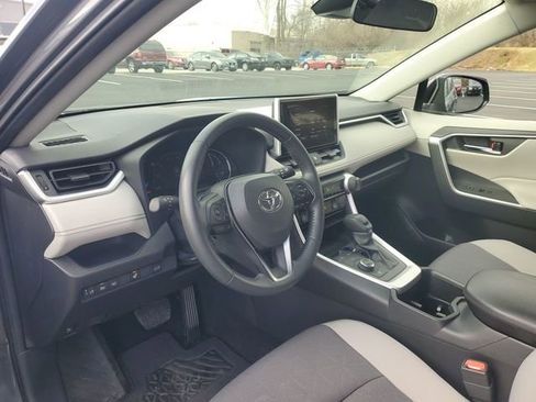 Used 2023 Toyota RAV4 XLE image 18