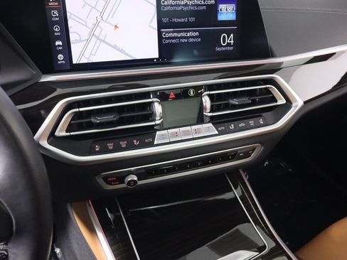 Used 2021 BMW X5 xDrive40i w/ Premium Package image 15