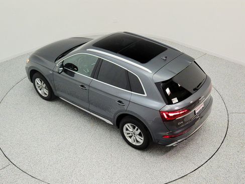 Used 2024 Audi Q5 2.0T Premium w/ Convenience Package AWD/4WD image 28