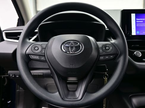 Used 2026 Toyota Corolla LE FWD image 21