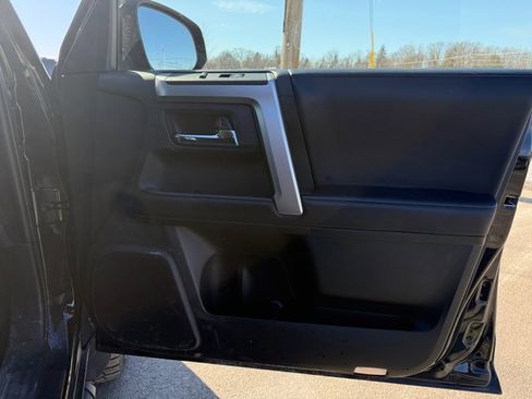 Used 2022 Toyota 4Runner Trail Special Edition image 27