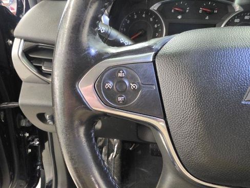 Used 2020 Chevrolet Traverse LT AWD/4WD image 11