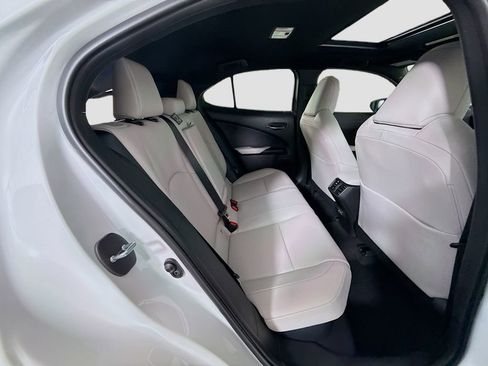 New 2026 Lexus UX 300h FWD image 23
