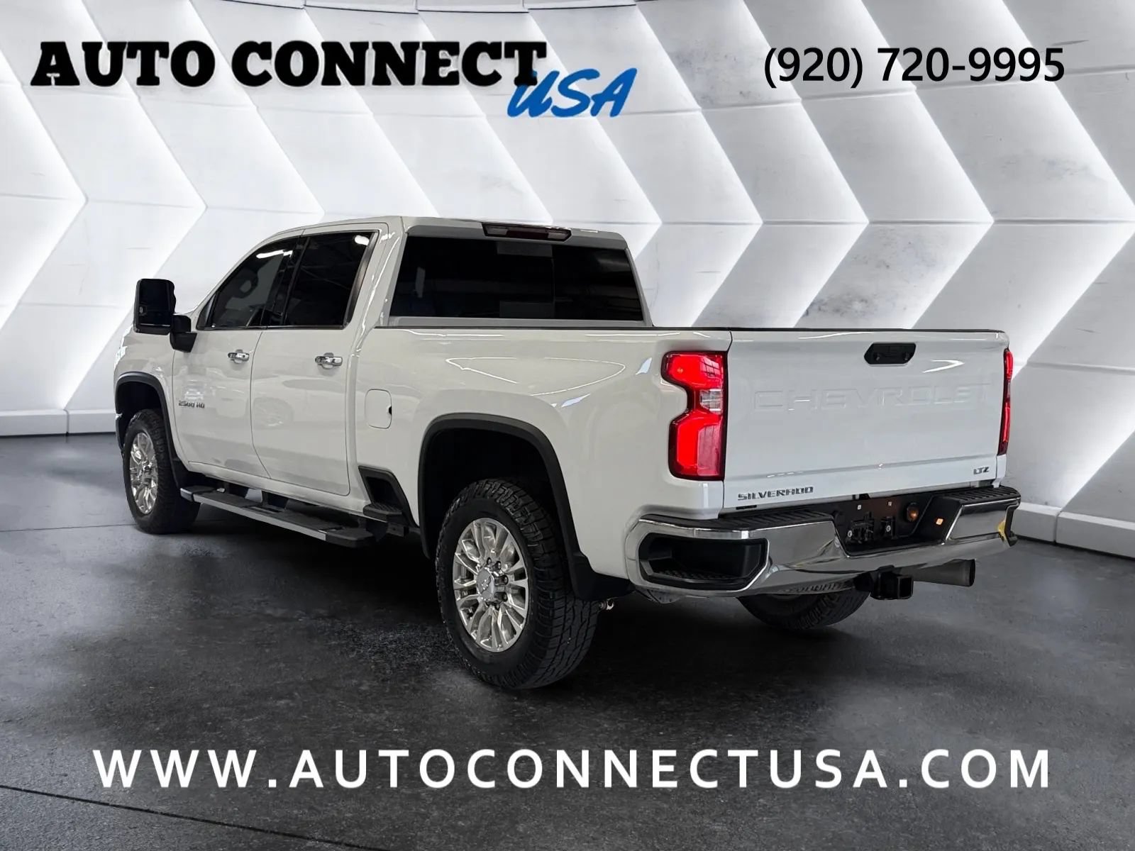 Used 2020 Chevrolet Silverado 2500 LTZ w/ LTZ Convenience Package AWD/4WD image 8