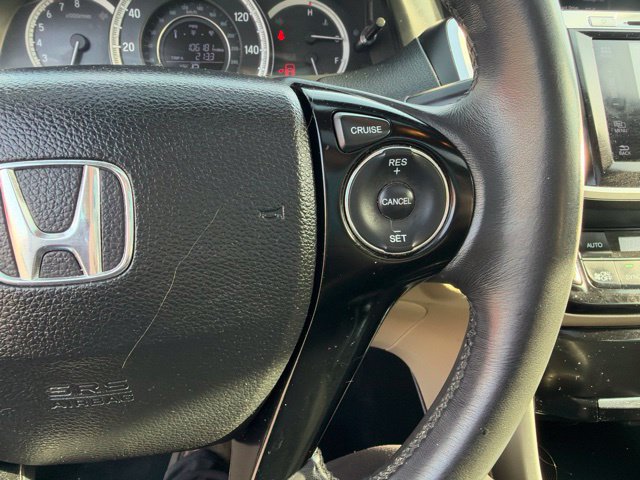 Used 2017 Honda Accord EX-L image 20