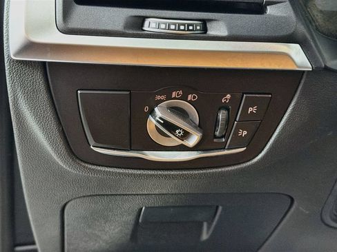 Used 2024 BMW X3 xDrive30i w/ Premium Package AWD/4WD image 10