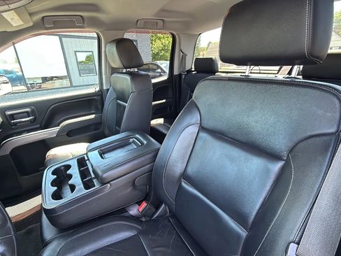 Used 2017 Chevrolet Silverado 1500 LT w/ All Star Edition AWD/4WD image 16