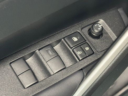 New 2026 Toyota Corolla Cross LE AWD/4WD image 31