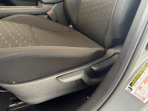 Used 2024 Nissan Kicks SV image 13