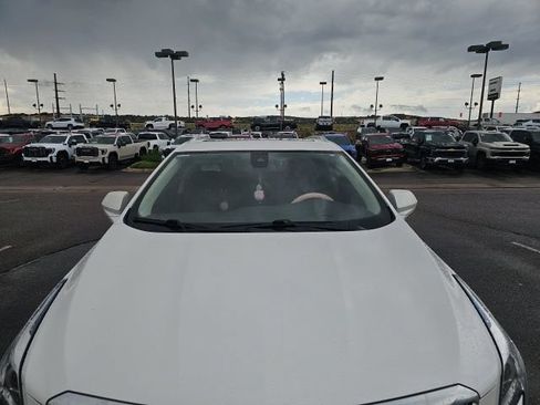 Used 2019 Cadillac XT5 Luxury AWD/4WD image 13
