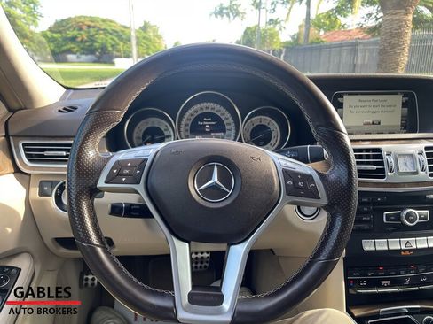 Used 2014 Mercedes-Benz E 350 Sedan image 16
