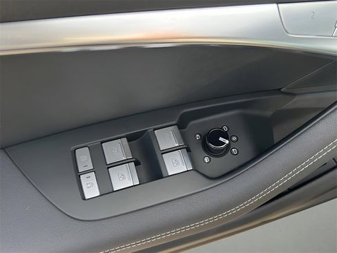 Used 2020 Audi A6 3.0T Premium Plus w/ Premium Plus Package image 11