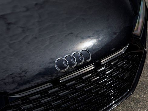 Used 2022 Audi R8 V10 performance image 11