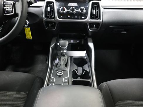 Used 2022 Kia Sorento LX FWD image 20
