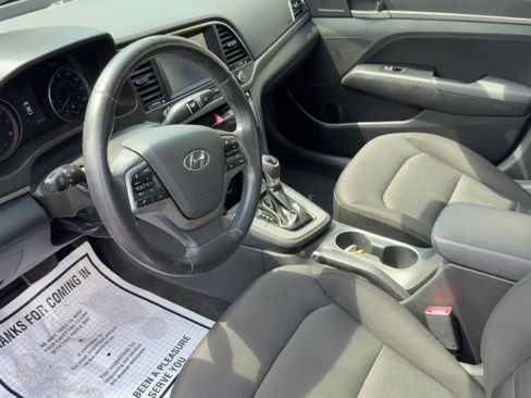 Used 2017 Hyundai Elantra Value Edition w/ Cargo Package FWD image 9