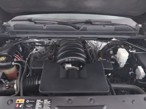 Used 2016 Chevrolet Silverado 1500 LTZ Z71 w/ LTZ Plus Package AWD/4WD image 15