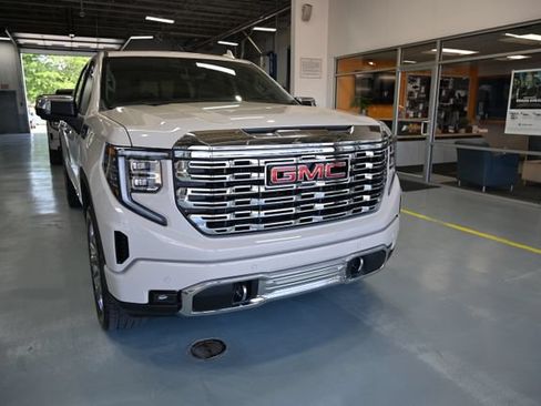 New 2026 GMC Sierra 1500 Denali AWD/4WD image 3