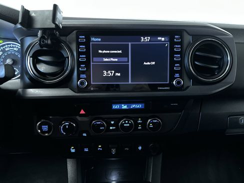 Used 2021 Toyota Tacoma TRD Off-Road w/ Technology Package image 20